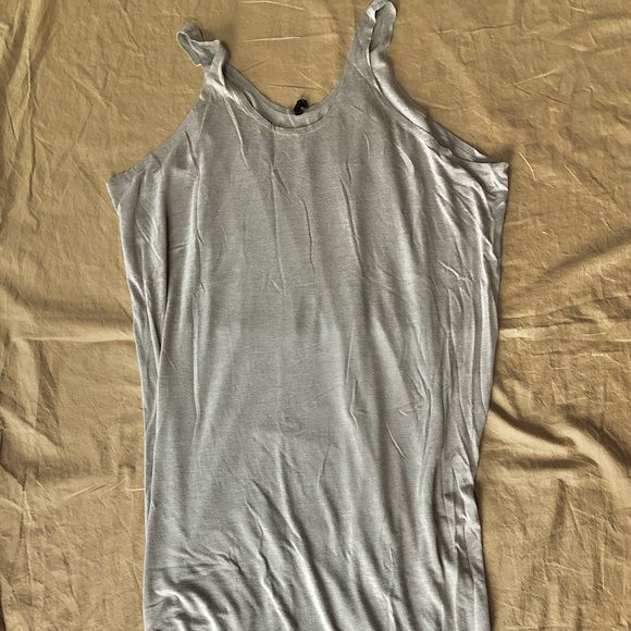 Flowy Tshirt Dress - Picture 2 of 3